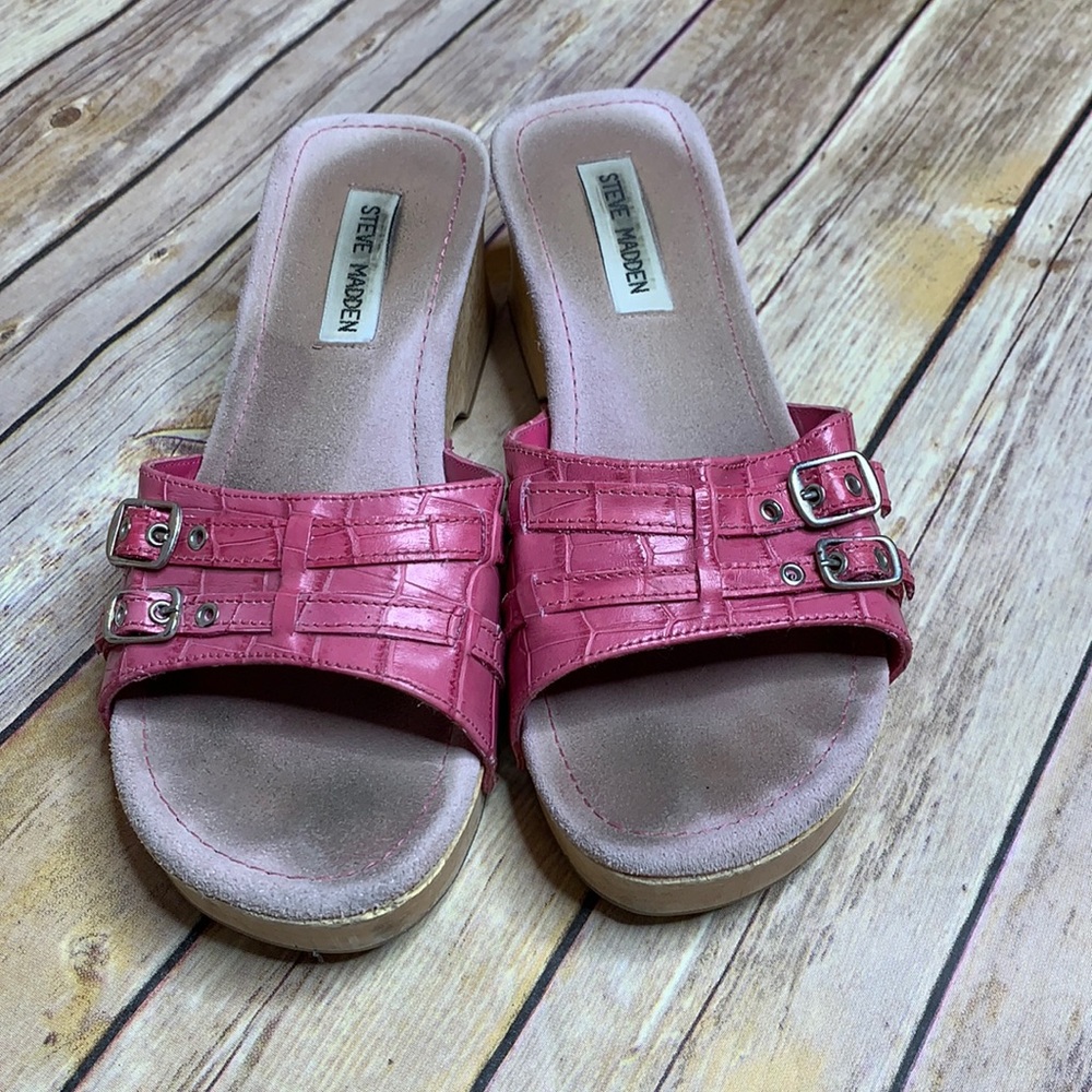 Steve Madden Pink Slide Sandals with Buckle Accents
